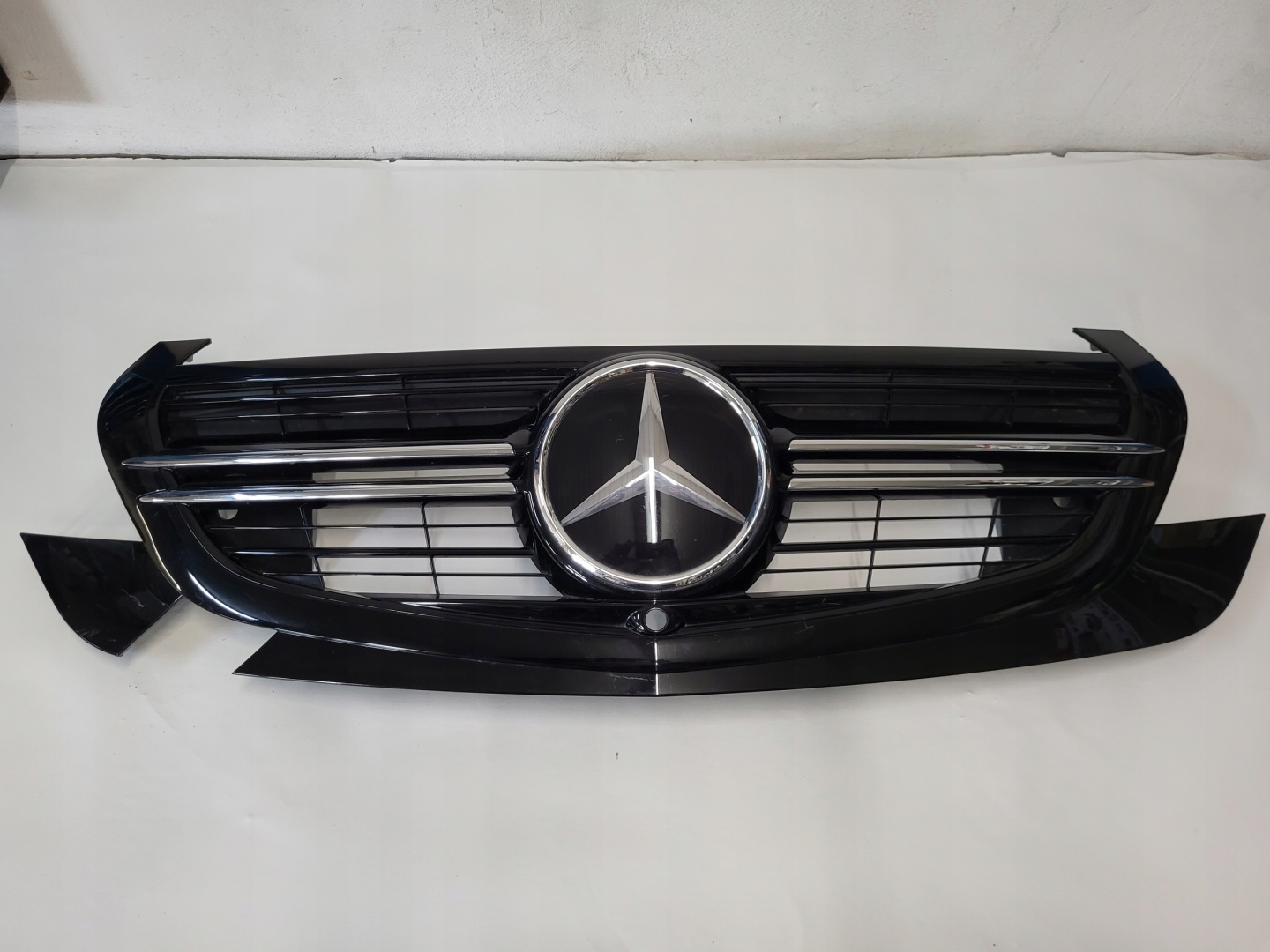 Mercedes-Benz EQC N293 Kühlergrill FRONTGRILL Kühlergitter - Thumbnail 1