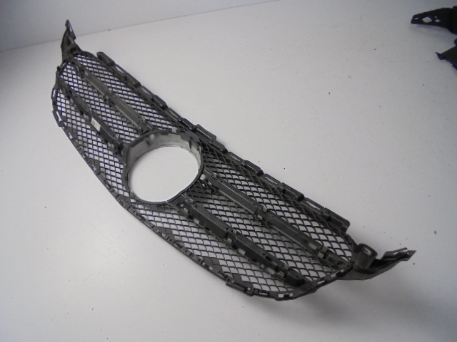 Mercedes-Benz C-Klasse W205 Kühlergrill FRONTGRILL Kühlergitter A2058800783 - Thumbnail 6