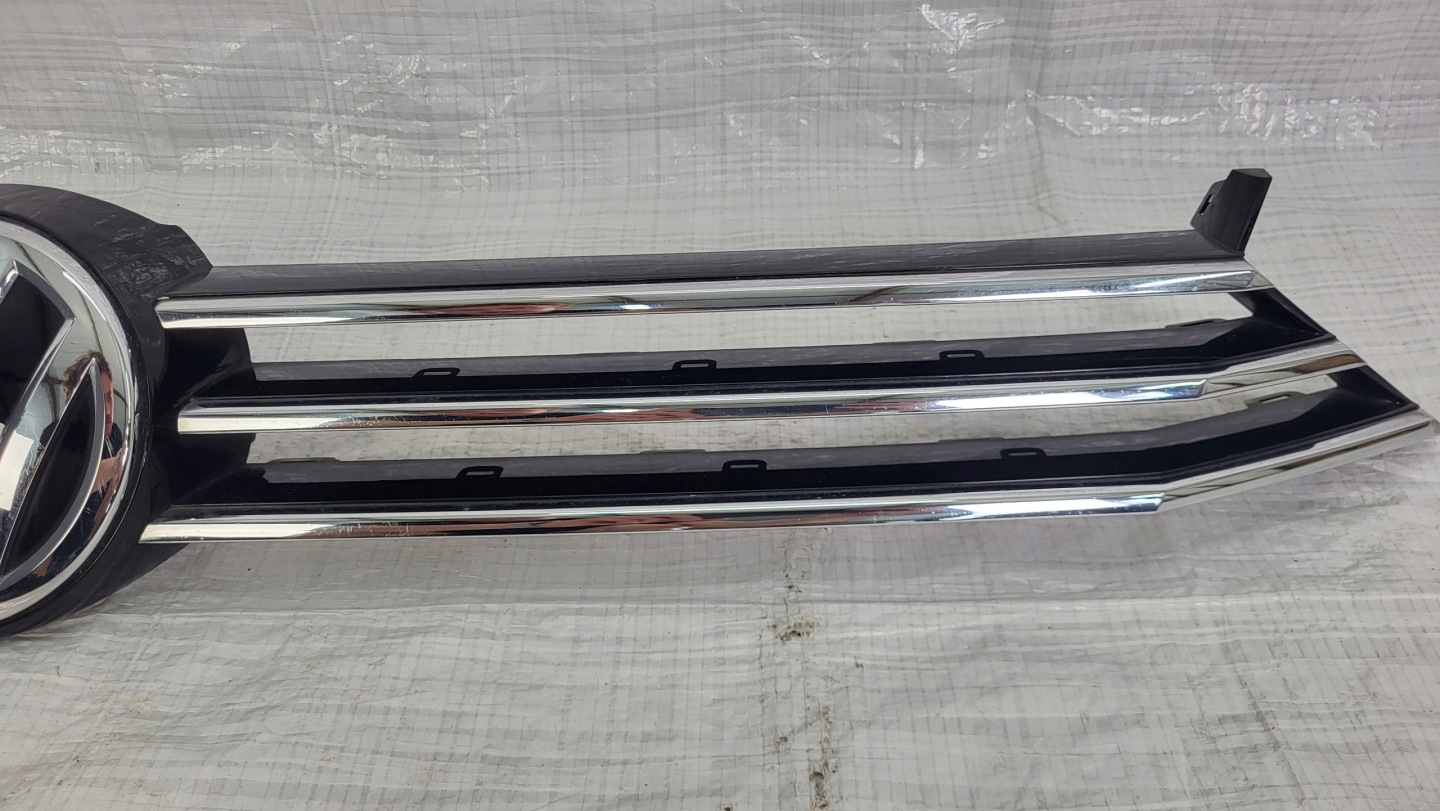 VW Golf V Kühlergrill FRONTGRILL Kühlergitter 510853655AK - Thumbnail 4