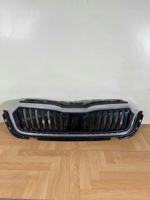 Skoda Octavia 1U Kühlergrill FRONTGRILL Kühlergitter - Thumbnail 1