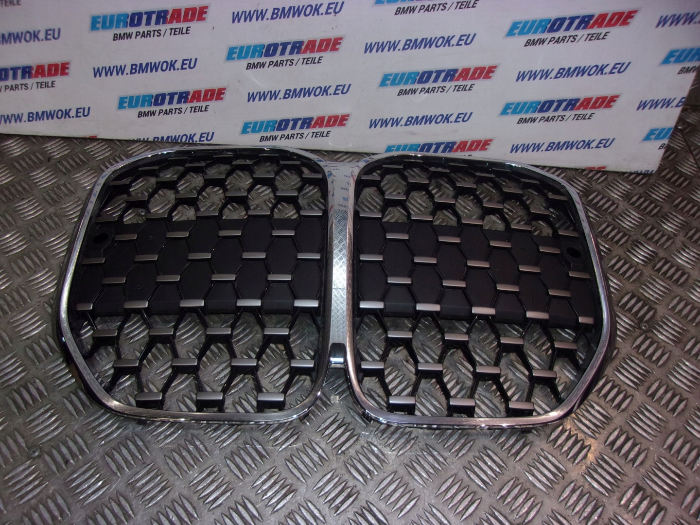 BMW 4 G23 Kühlergrill FRONTGRILL Kühlergitter 5113807 - Thumbnail 1