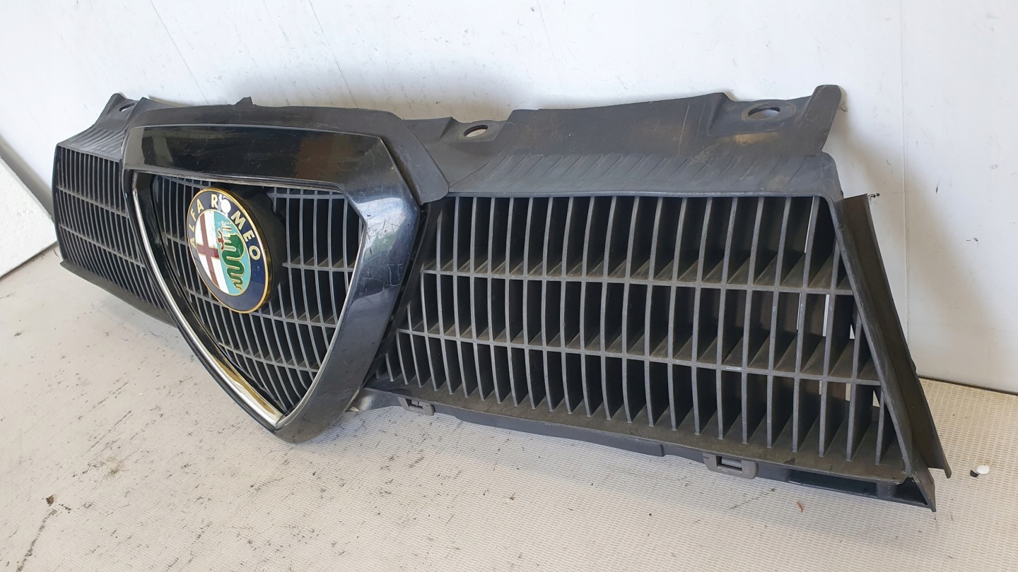 Alfa Romeo 155 Typ 167 Kühlergrill FRONTGRILL Kühlergitter 60506207 - Thumbnail 3