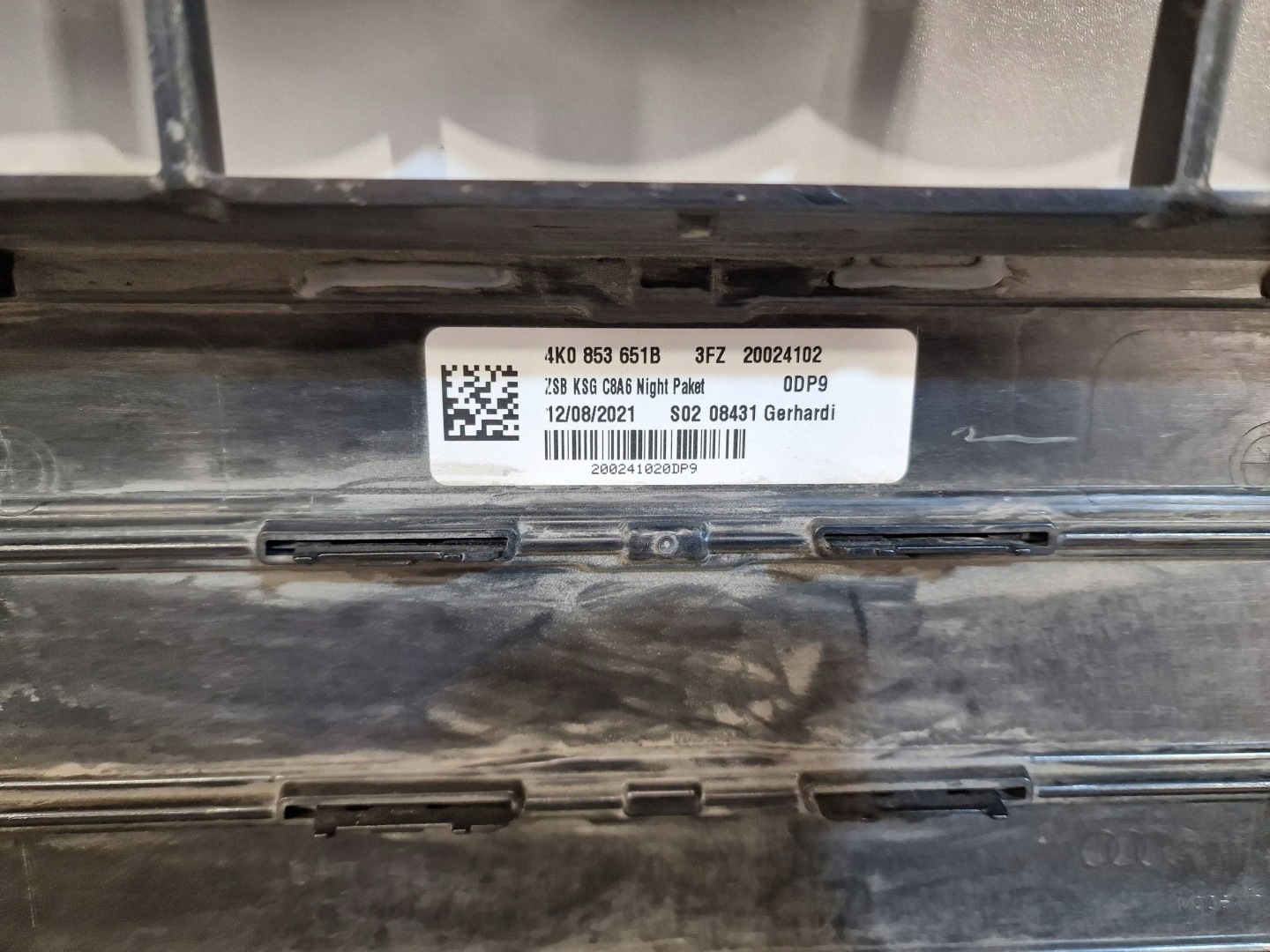 Audi A6 Kühlergrill FRONTGRILL Kühlergitter 4K0853651B - Thumbnail 8
