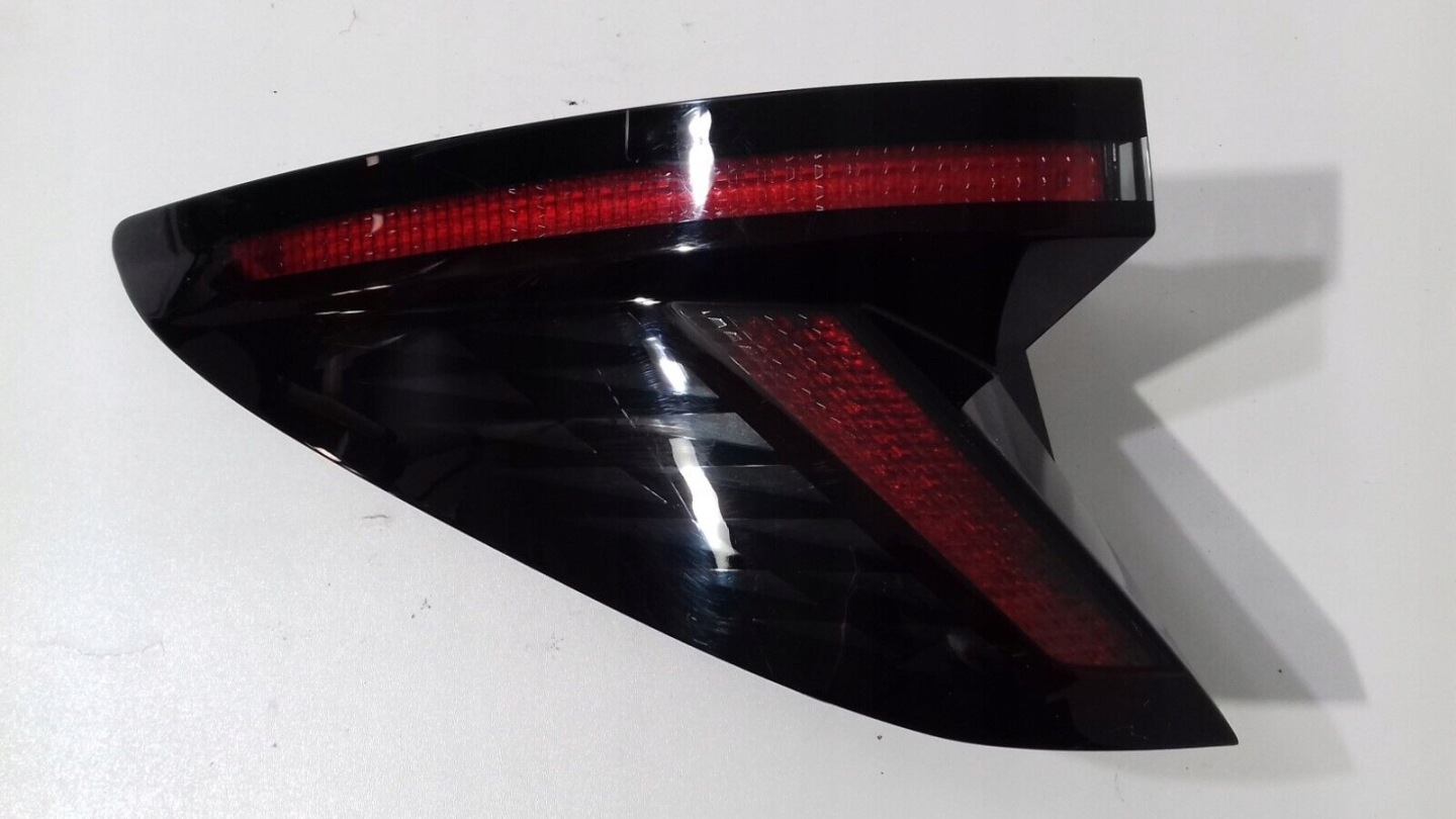Hyundai Tucson NX4E Rückleuchte 92462020 Rearlamp - Thumbnail 1