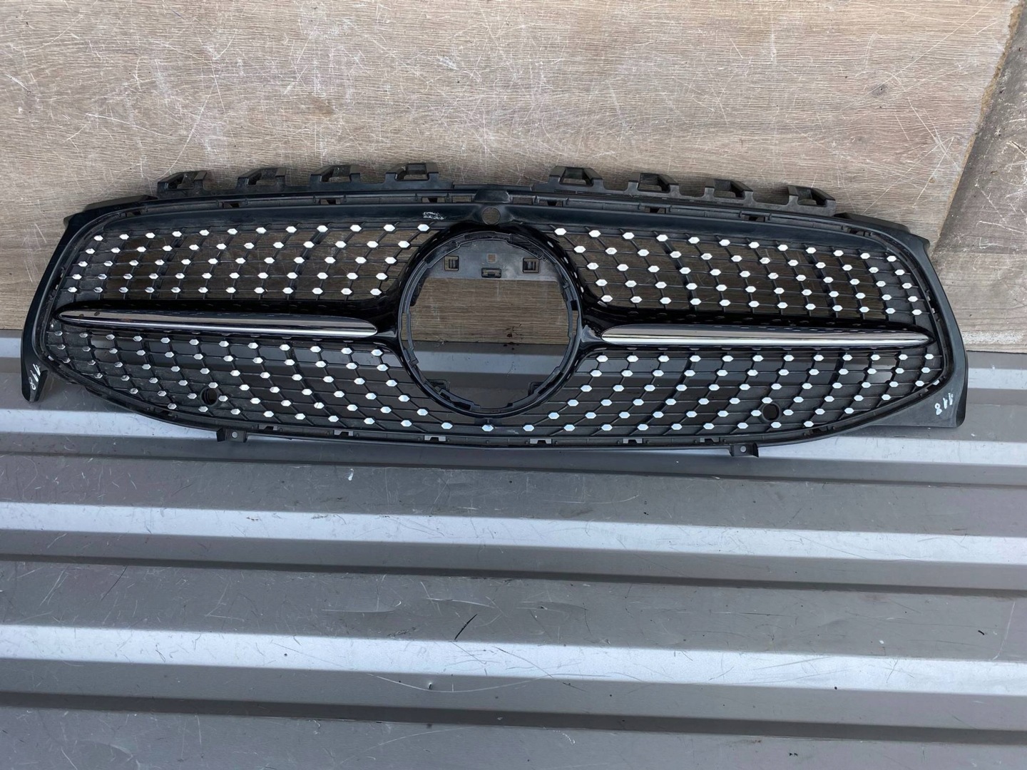Mercedes-Benz CLA C118 Kühlergrill FRONTGRILL Kühlergitter A1188880200 - Thumbnail 1