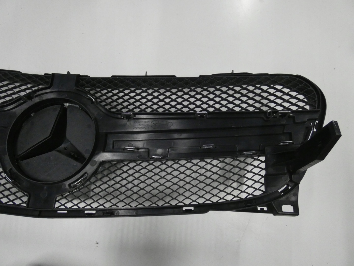Mercedes-Benz GLA W156 Kühlergrill FRONTGRILL Kühlergitter A1568880760 - Thumbnail 11