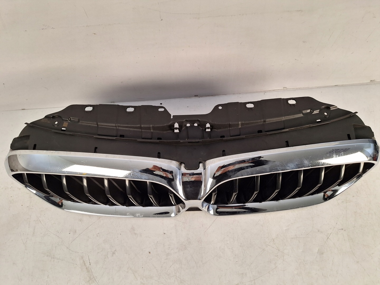 BMW 5 G31 Kühlergrill FRONTGRILL Kühlergitter - Thumbnail 4
