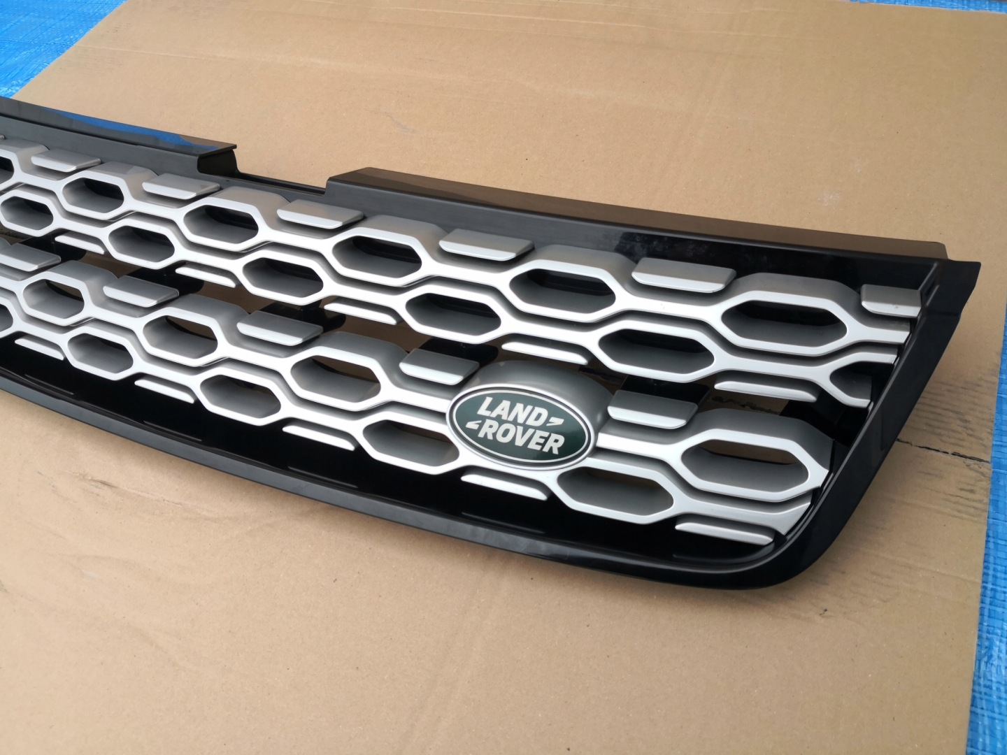 Land Rover Discovery LA Kühlergrill FRONTGRILL Kühlergitter 728A100ADL - Thumbnail 3