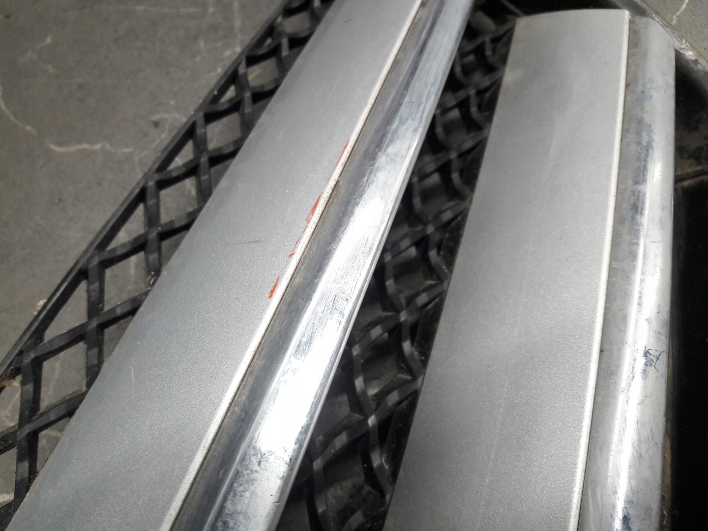 Mercedes-Benz E-Klasse W207 Kühlergrill FRONTGRILL Kühlergitter A2078880283 - Thumbnail 11