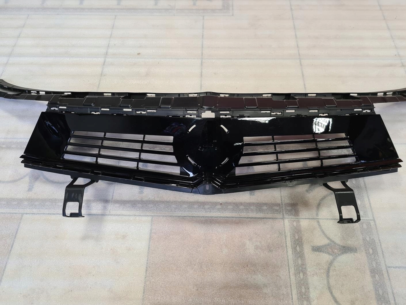 Opel Astra Kühlergrill FRONTGRILL Kühlergitter 98399538 - Thumbnail 4