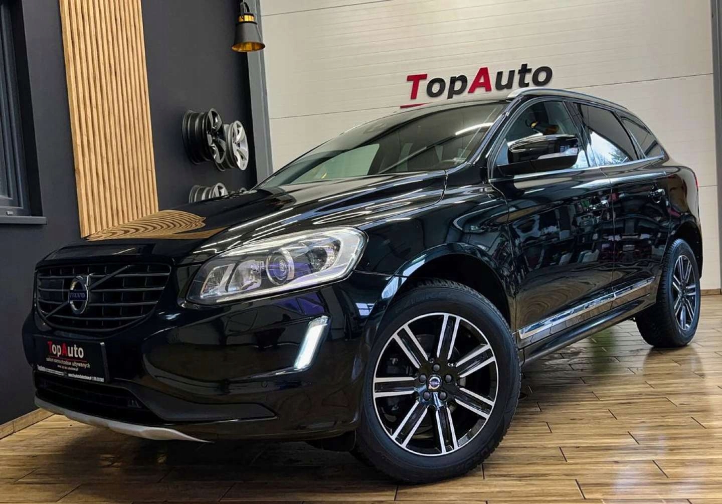 Volvo XC60 I SUV Facelifting 2.0 D4 DRIVE-E 190KM 2017