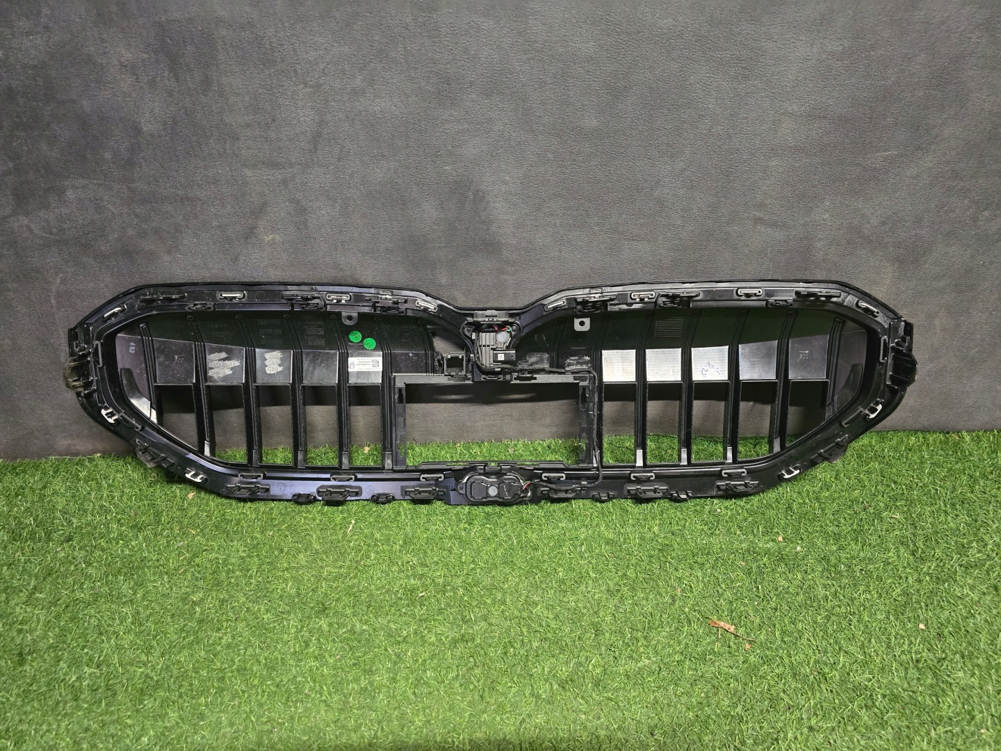 BMW i5 G61 Kühlergrill FRONTGRILL Kühlergitter - Thumbnail 5