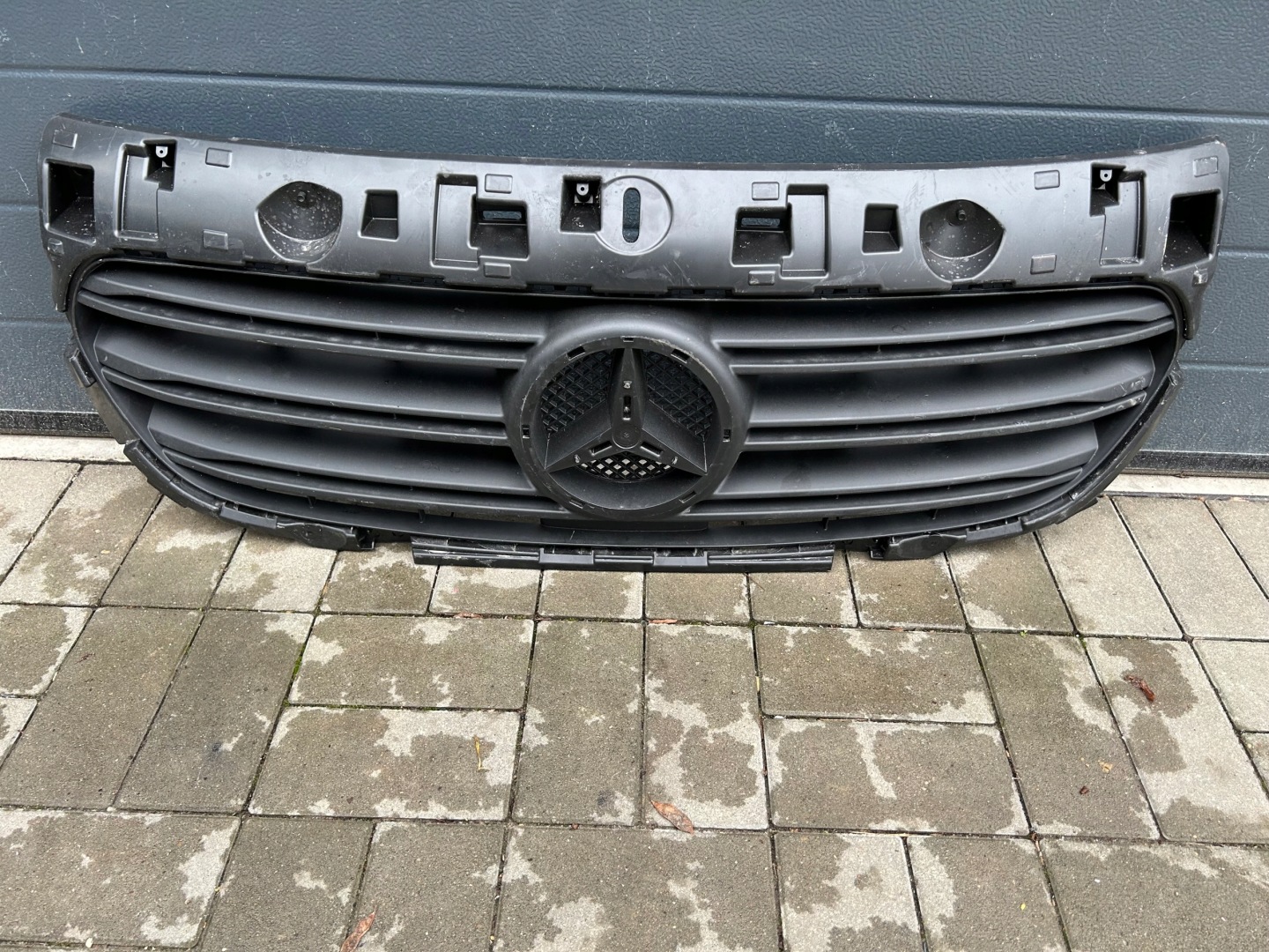 Mercedes-Benz Citan W420 Kühlergrill FRONTGRILL Kühlergitter A4205030000 - Thumbnail 1
