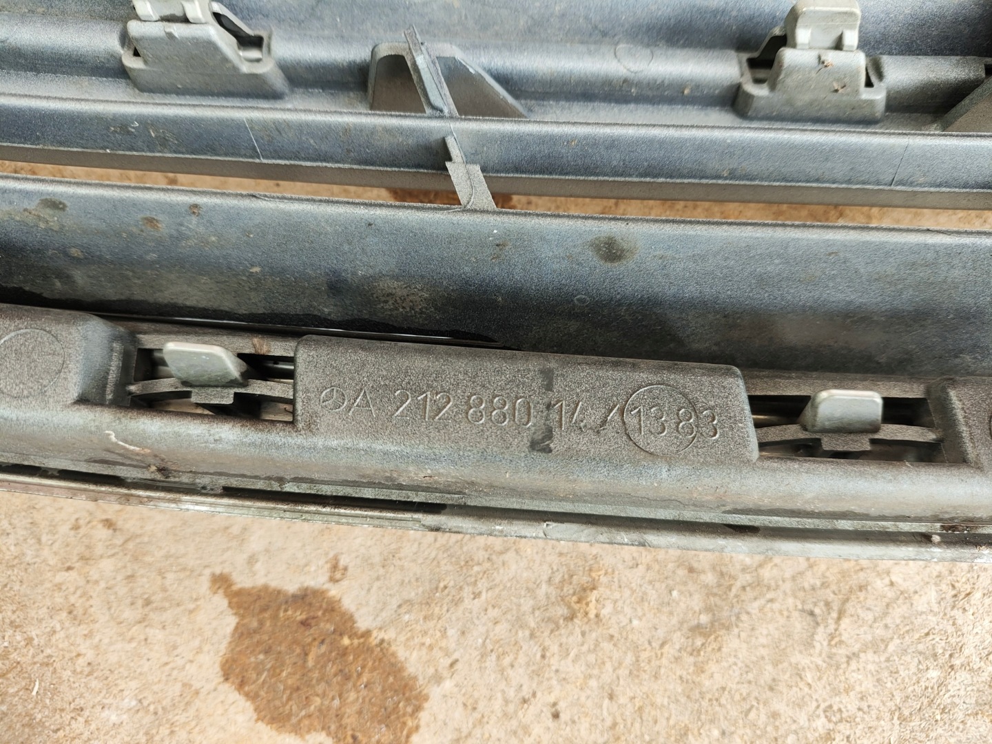 Mercedes-Benz E-Klasse W212 Kühlergrill FRONTGRILL Kühlergitter - Thumbnail 3