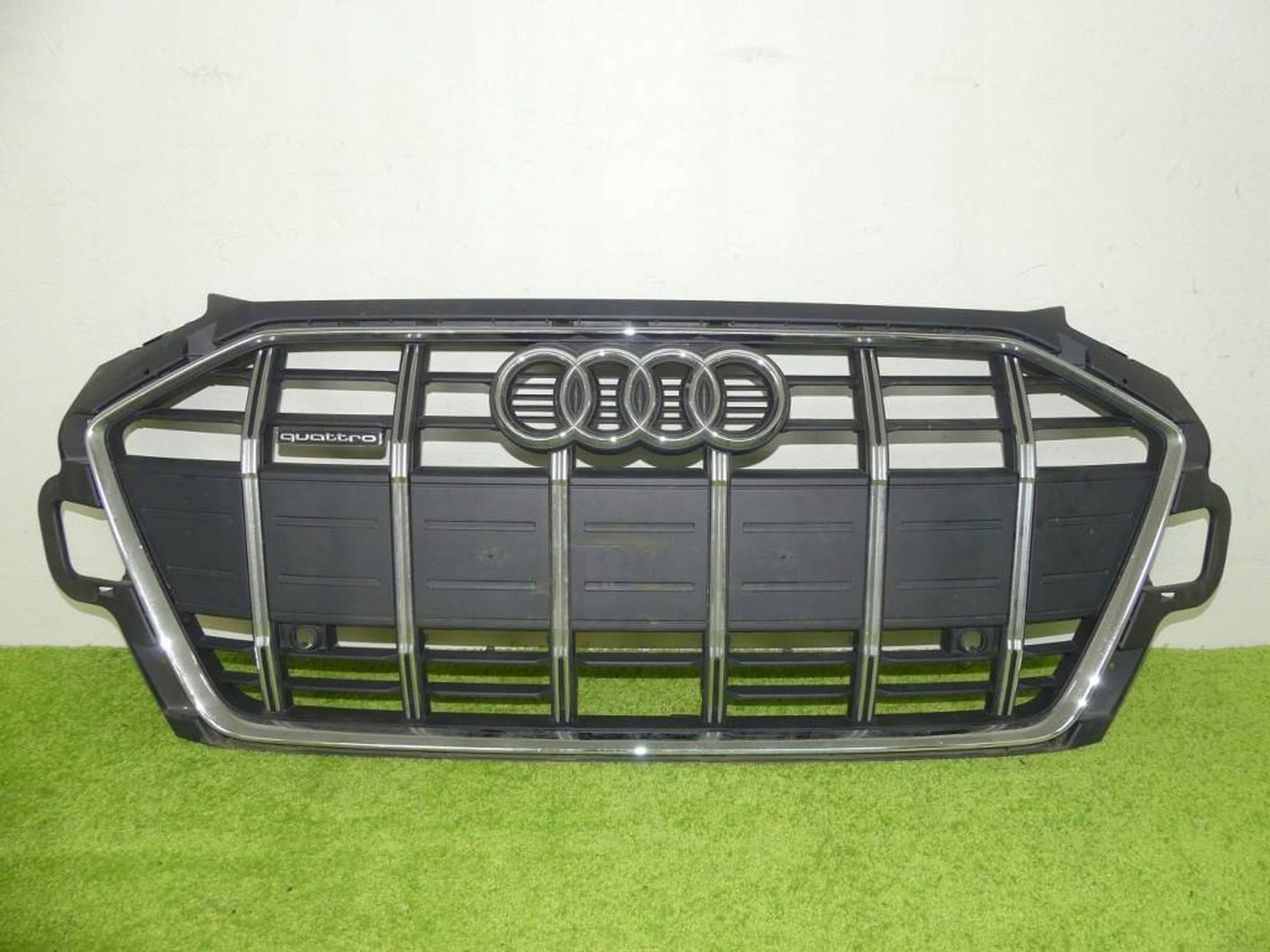 Audi A4 B9 Kühlergrill FRONTGRILL Kühlergitter 8W0853651DP - Thumbnail 1