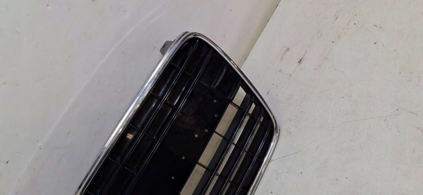 Audi R8 42 Kühlergrill FRONTGRILL Kühlergitter 420853651 - Thumbnail 4