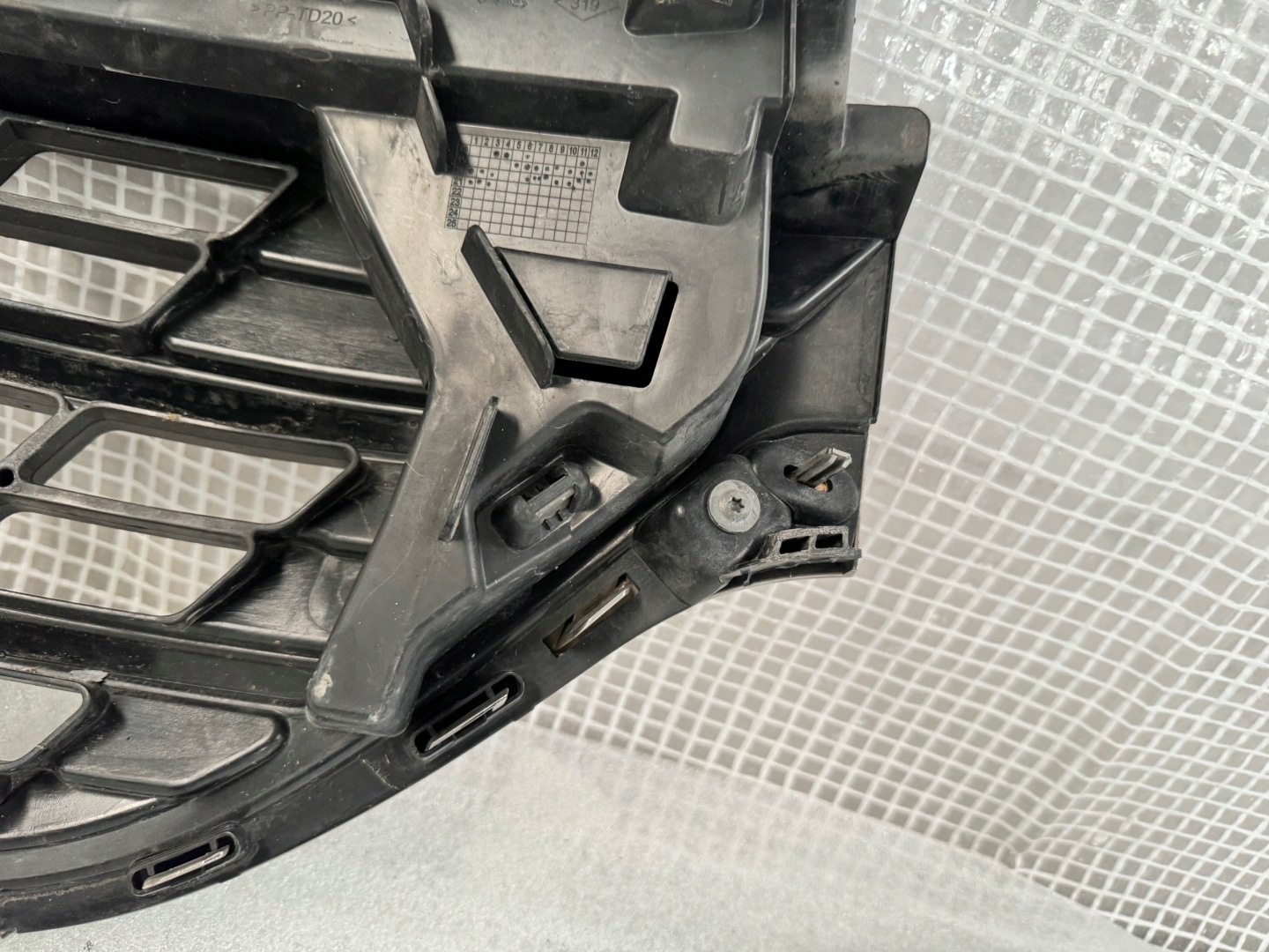 Renault Trafic L Kühlergrill FRONTGRILL Kühlergitter - Thumbnail 7