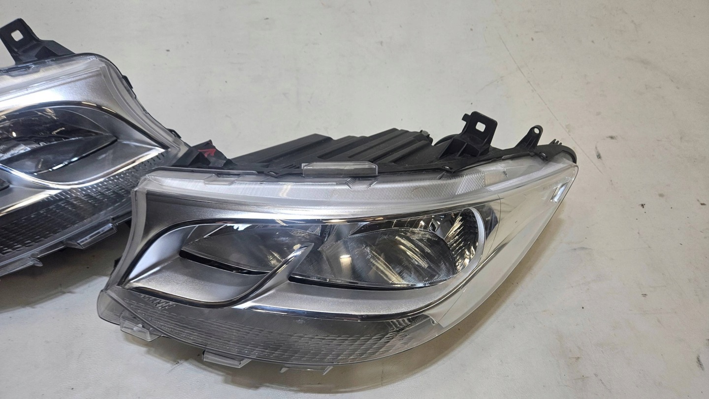 Frontscheinwerfer Mercedes-Benz Sprinter W910 A9109060000 LED Links Headlight - Thumbnail 4