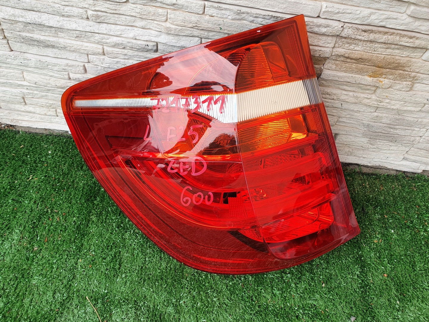 BMW X3 F25 Rückleuchte 7217311 Rearlamp - Image 1
