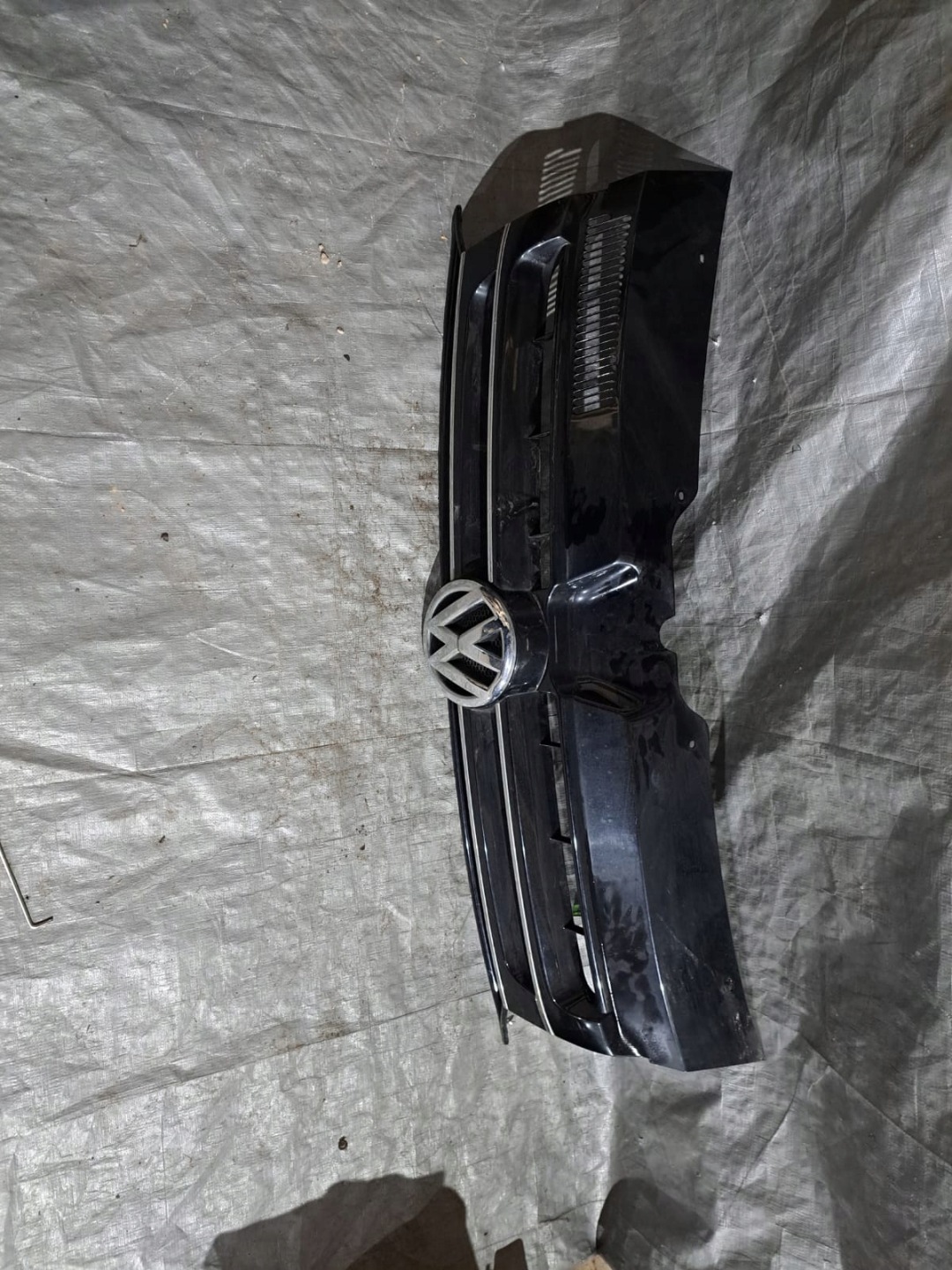VW Transporter T5 Kühlergrill FRONTGRILL Kühlergitter 7E5853651D - Thumbnail 1