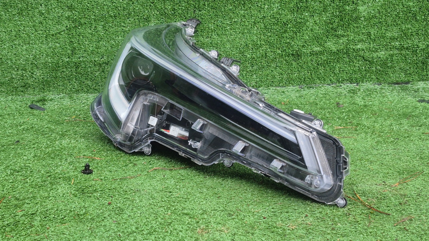 Frontscheinwerfer Toyota Corolla E210 8111002X10L LED Links Headlight - Thumbnail 7