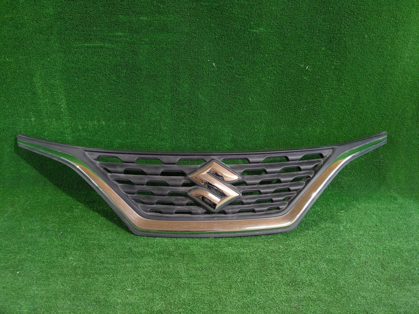 Suzuki Baleno EG Kühlergrill FRONTGRILL Kühlergitter - Thumbnail 1