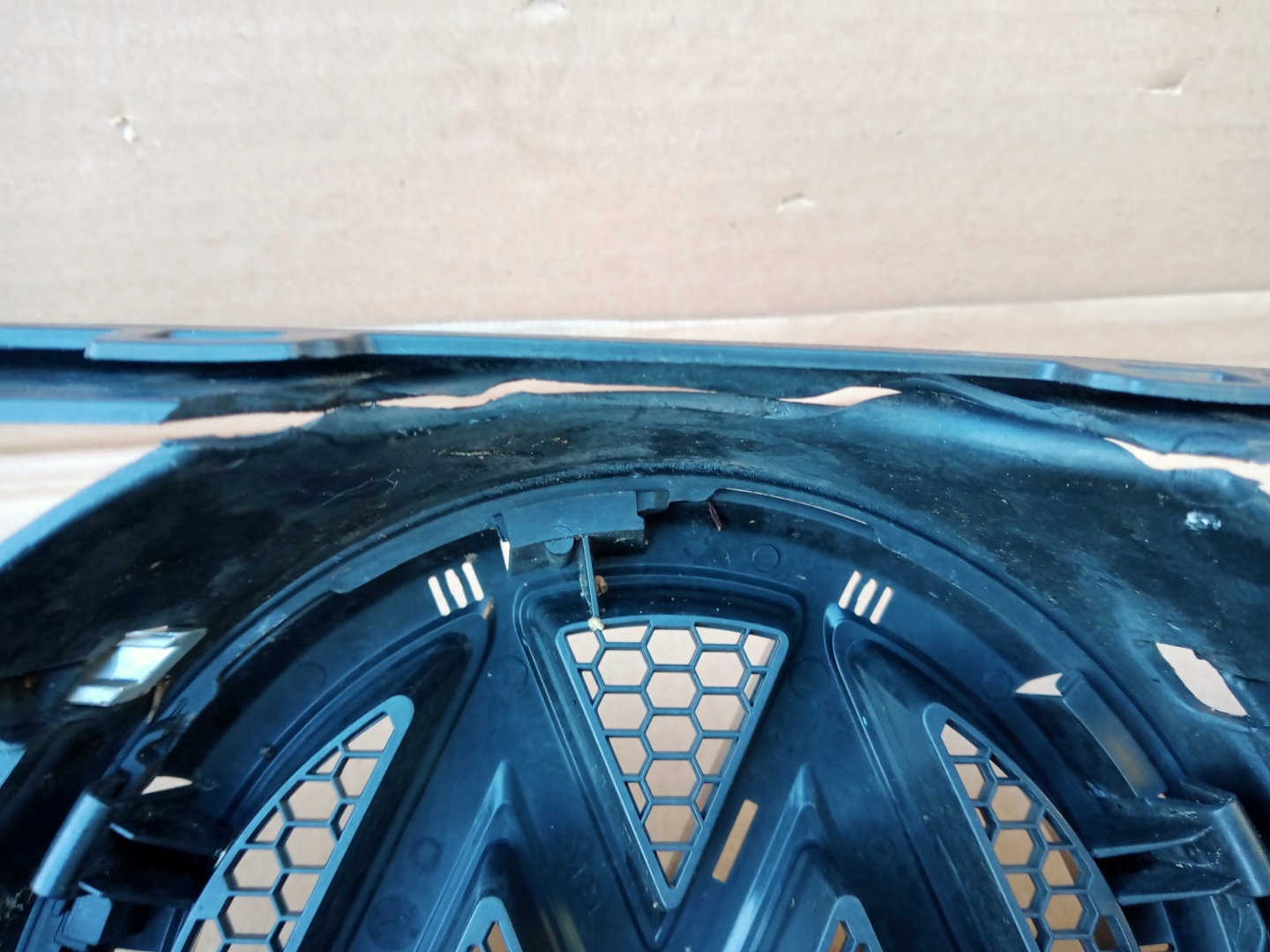 VW Amarok 2HH Kühlergrill FRONTGRILL Kühlergitter 2HH853653 - Thumbnail 6
