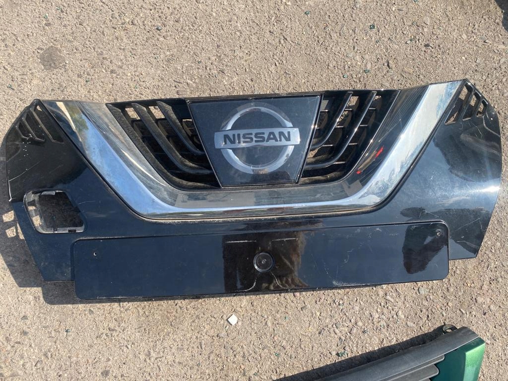 Nissan X-Trail T32 Kühlergrill FRONTGRILL Kühlergitter - Image 1