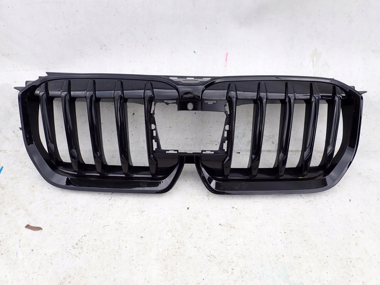 BMW X1 U11 Kühlergrill FRONTGRILL Kühlergitter - Thumbnail 1