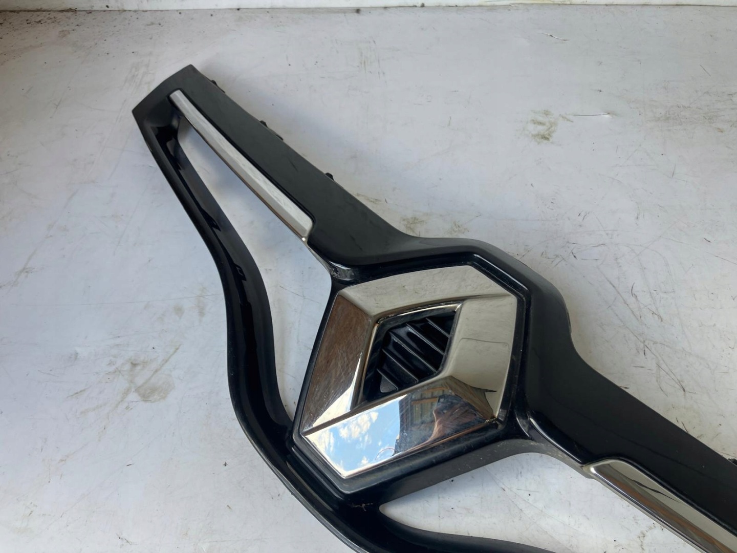 Renault ScĂ©nic I JA Kühlergrill FRONTGRILL Kühlergitter - Thumbnail 3