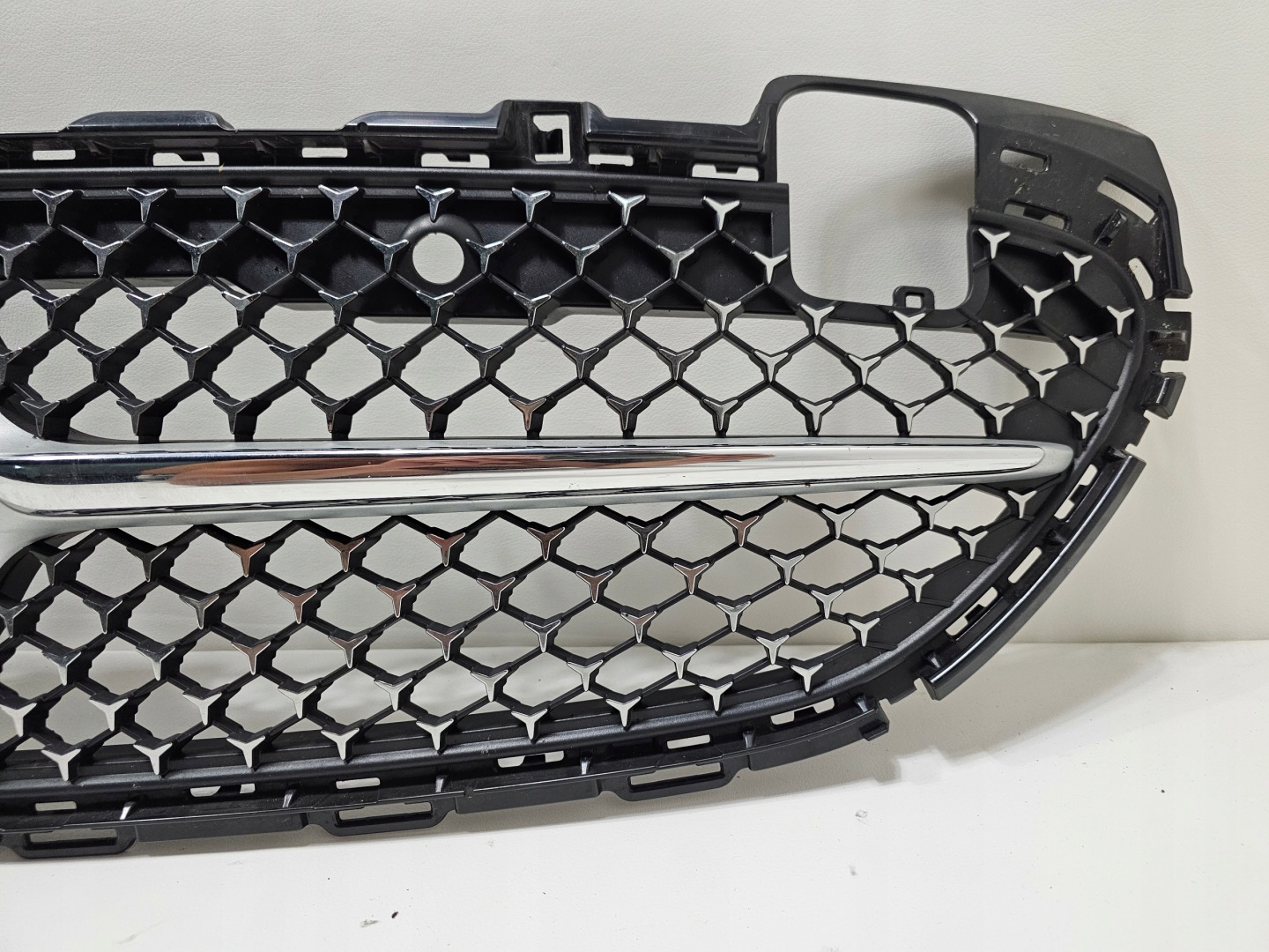 Mercedes-Benz C-Klasse W206 Kühlergrill FRONTGRILL Kühlergitter A2068882100 - Thumbnail 4