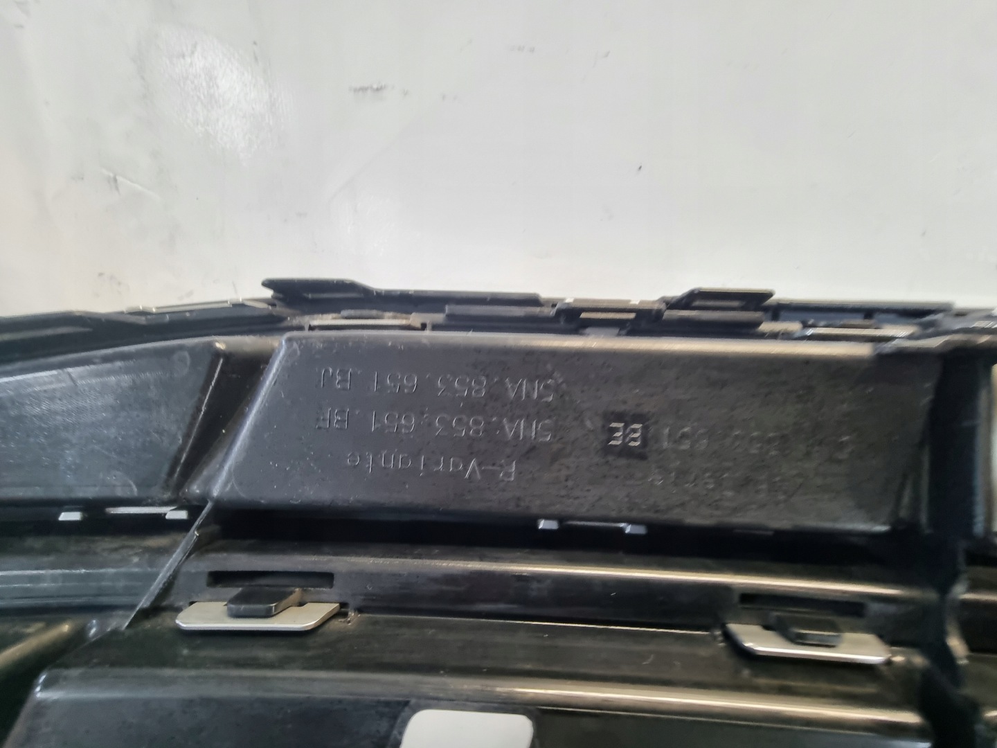 VW Tiguan Kühlergrill FRONTGRILL Kühlergitter 5NA853651BF - Thumbnail 10