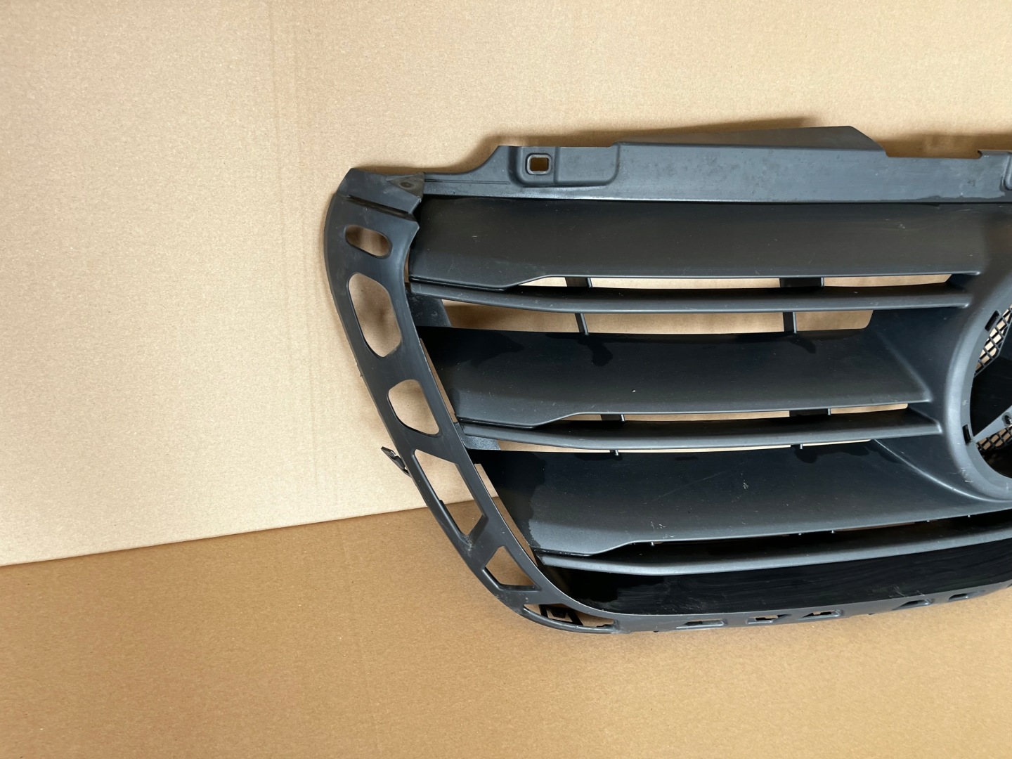 Mercedes-Benz Sprinter W910 Kühlergrill FRONTGRILL Kühlergitter A9108852800 - Thumbnail 2