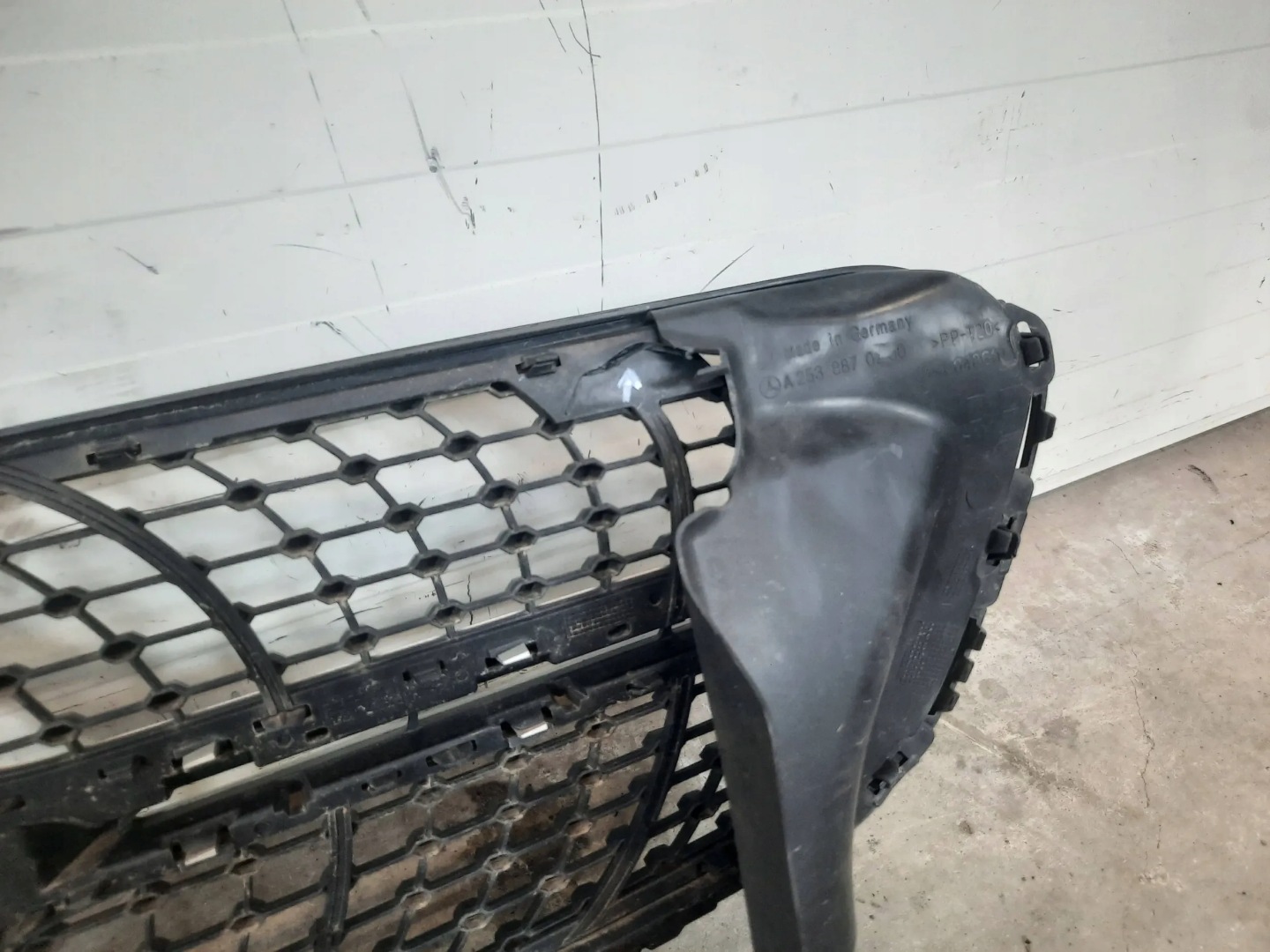 Mercedes-Benz GLC W253 Kühlergrill FRONTGRILL Kühlergitter A2538804674 - Thumbnail 7