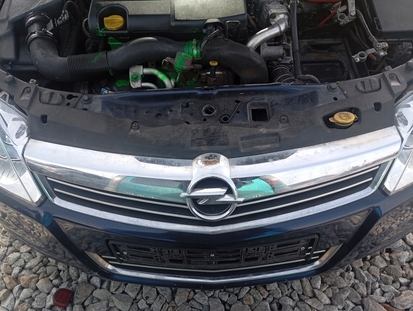 Opel Astra Kühlergrill FRONTGRILL Kühlergitter 13225780 - Image 1