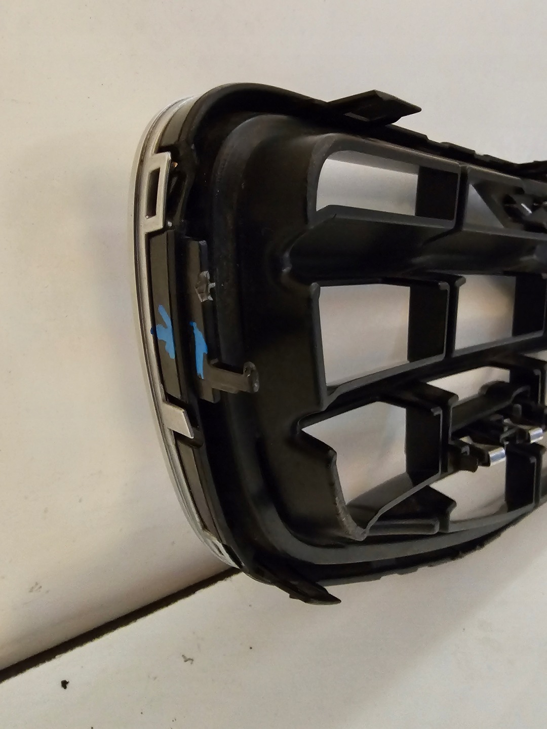 Volvo S60/V60 S60 Kühlergrill FRONTGRILL Kühlergitter 31323338SC - Thumbnail 8