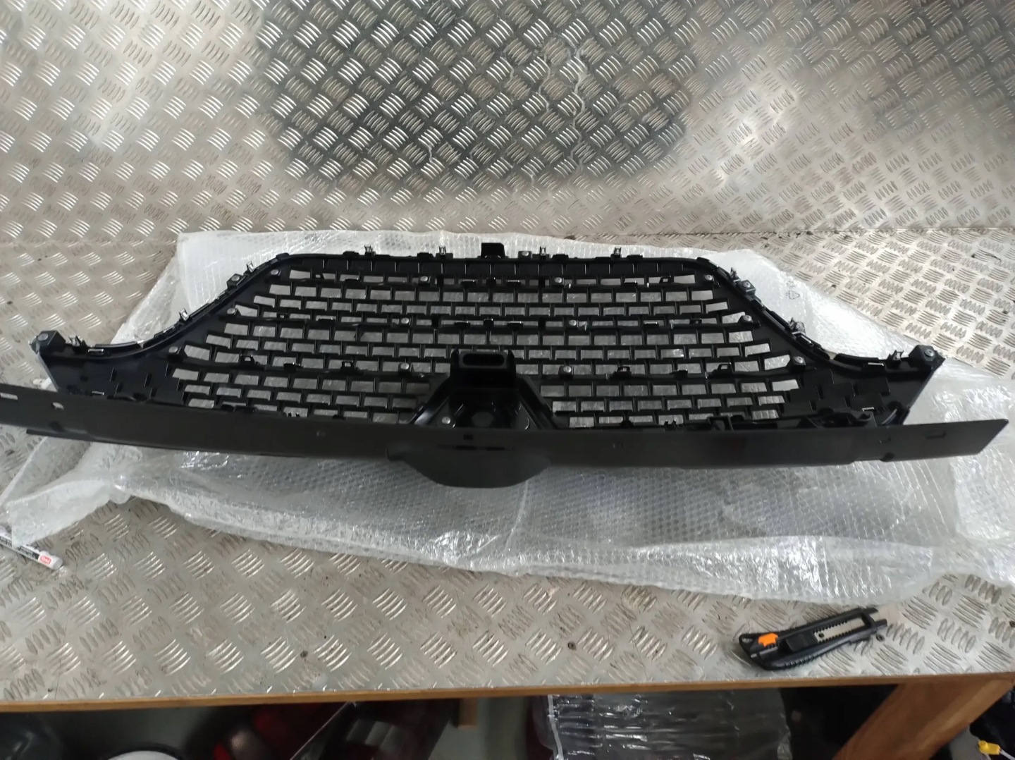 Renault Master II Kühlergrill FRONTGRILL Kühlergitter 628959833R - Thumbnail 12