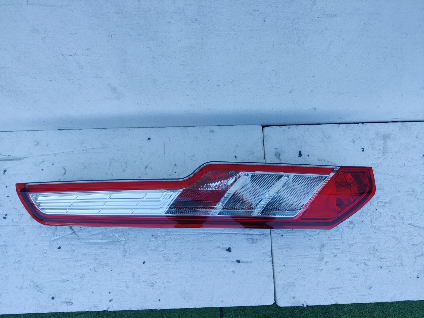 Ford Transit Custom 2 Mk2 Rückleuchte BK2113405AJ Rearlamp - Thumbnail 1