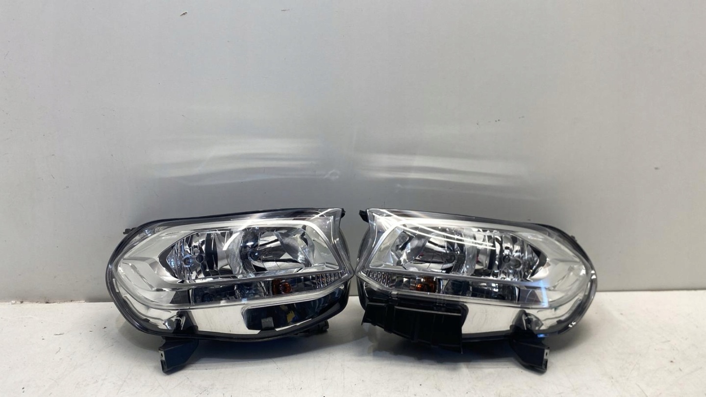 Frontscheinwerfer Mercedes-Benz X-Klasse W470 A4709060700 LED Links Headlight - Thumbnail 1