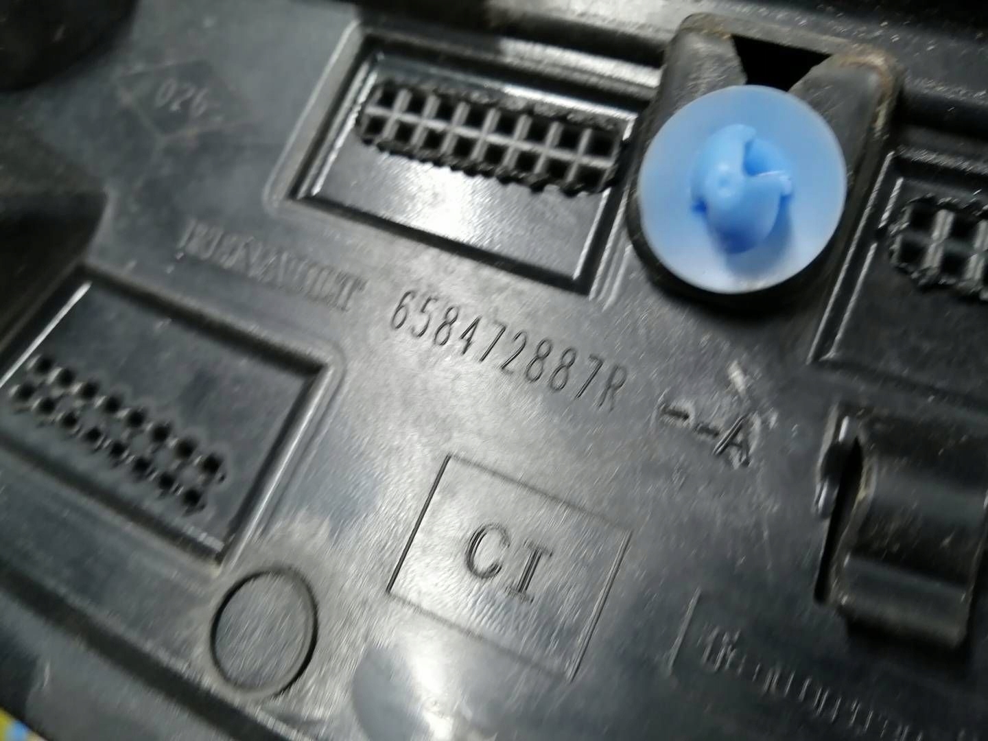 Renault ScĂ©nic I JA Kühlergrill FRONTGRILL Kühlergitter 658472887R - Thumbnail 6