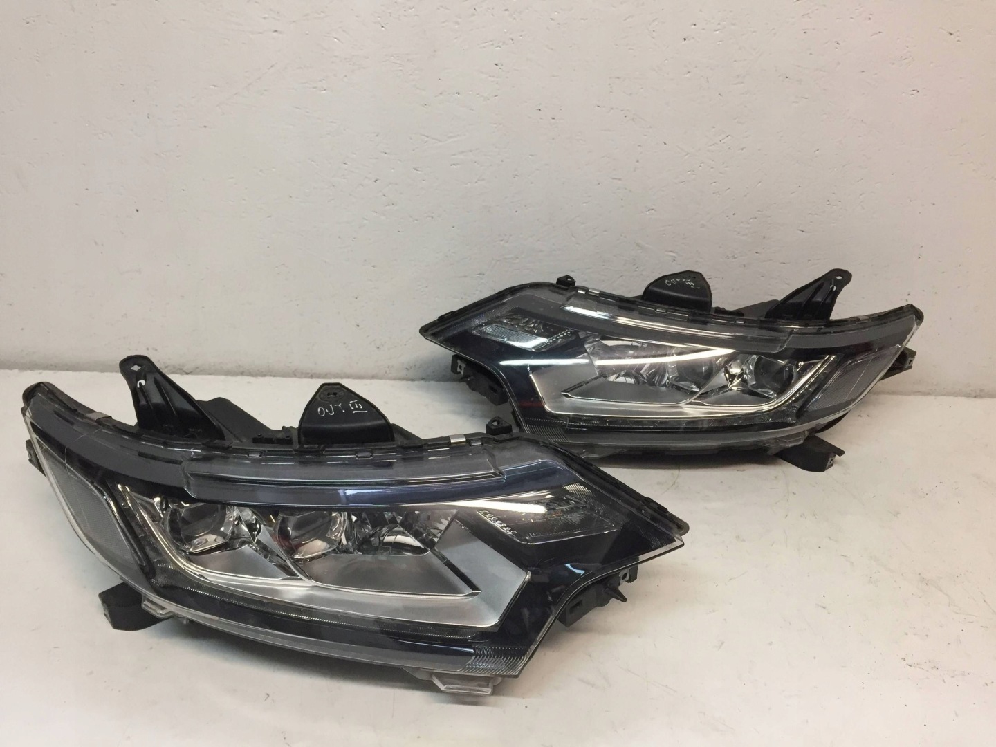 Frontscheinwerfer Mitsubishi Outlander CU0W LED Links Scheinwerfer Headlight - Thumbnail 1
