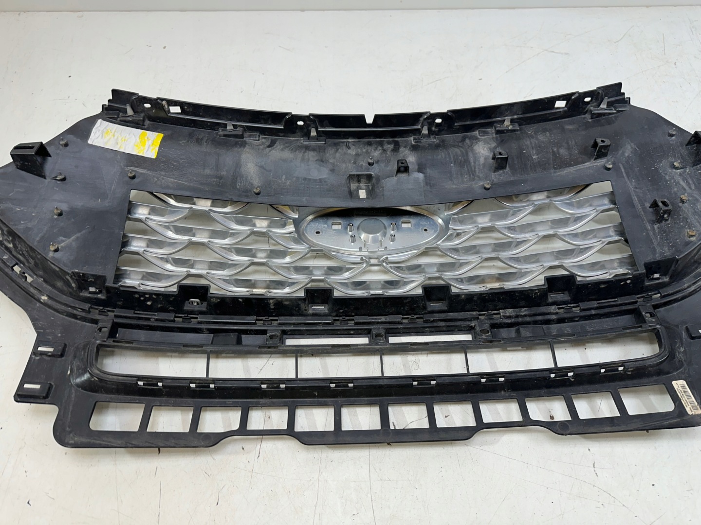 Ford Explorer Kühlergrill FRONTGRILL Kühlergitter 5B8A133BCWEXP - Thumbnail 12