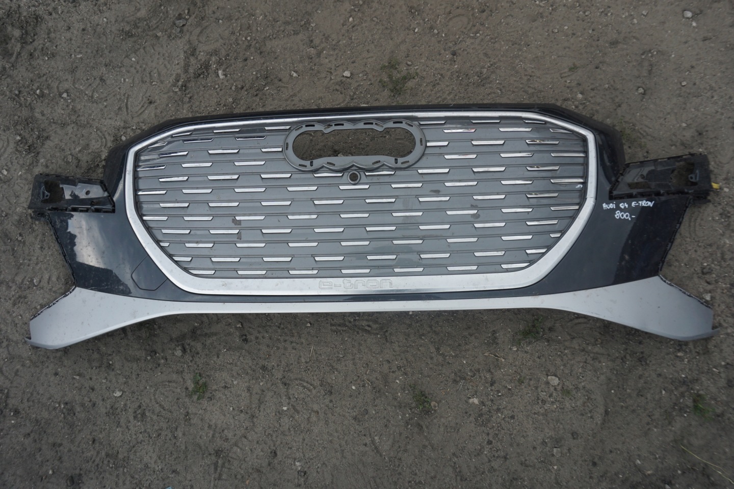 Audi Q4 Kühlergrill FRONTGRILL Kühlergitter 89A807725 - Thumbnail 1