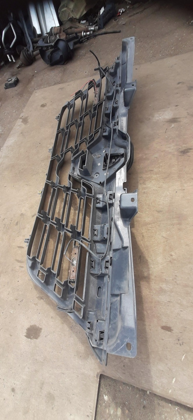 Renault Master II Kühlergrill FRONTGRILL Kühlergitter 623102803R - Thumbnail 8