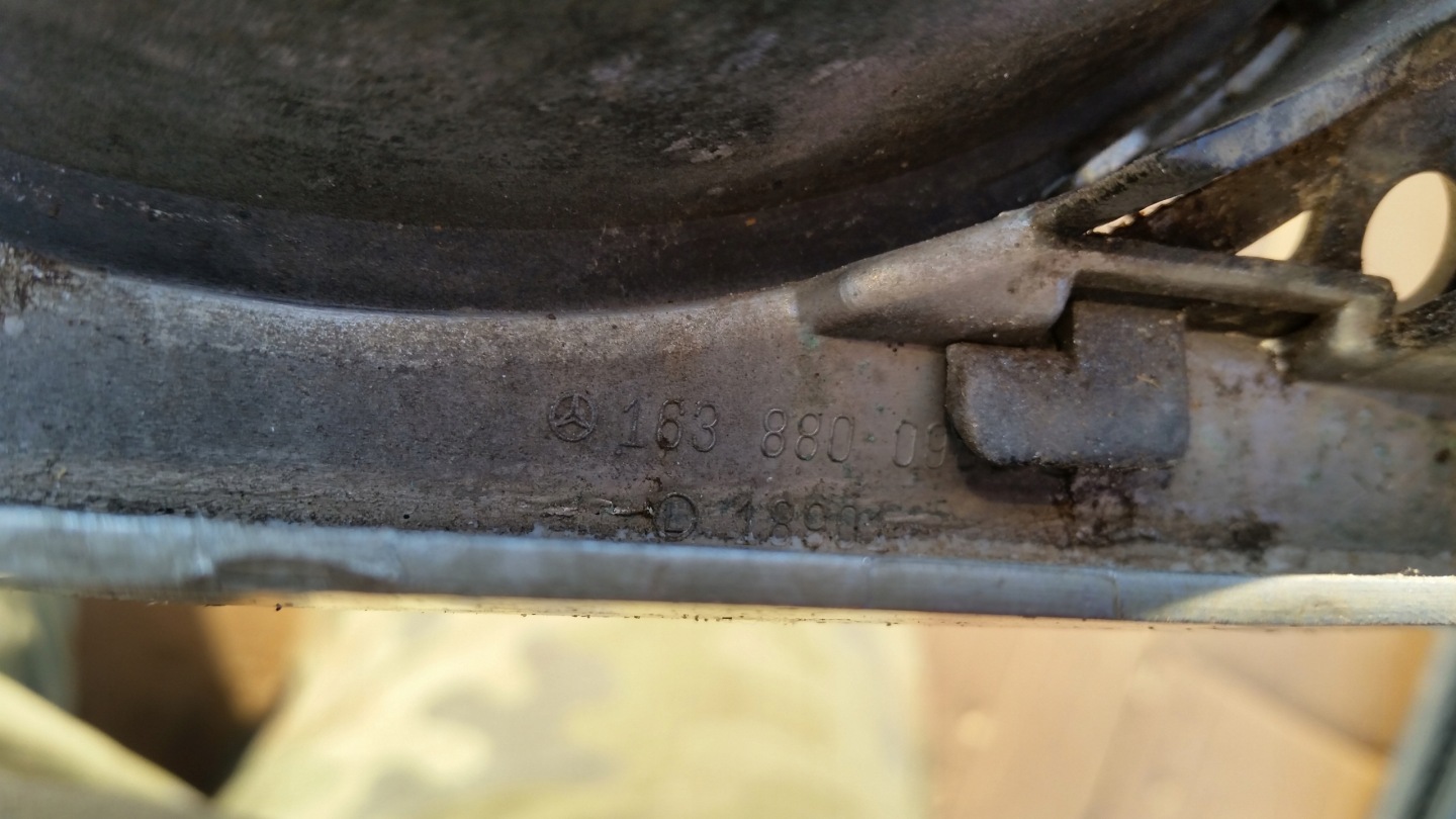 Mercedes-Benz M-Klasse W163 Kühlergrill FRONTGRILL Kühlergitter A1638800985 - Thumbnail 11