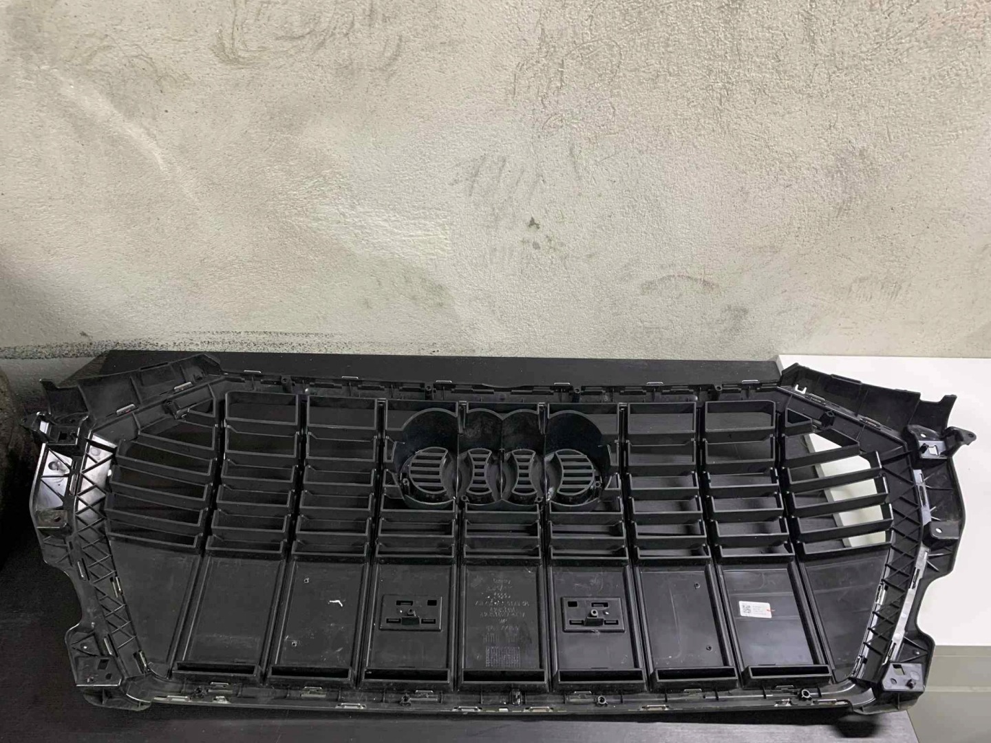 Audi Q3 Kühlergrill FRONTGRILL Kühlergitter 83A853651A0 - Thumbnail 10