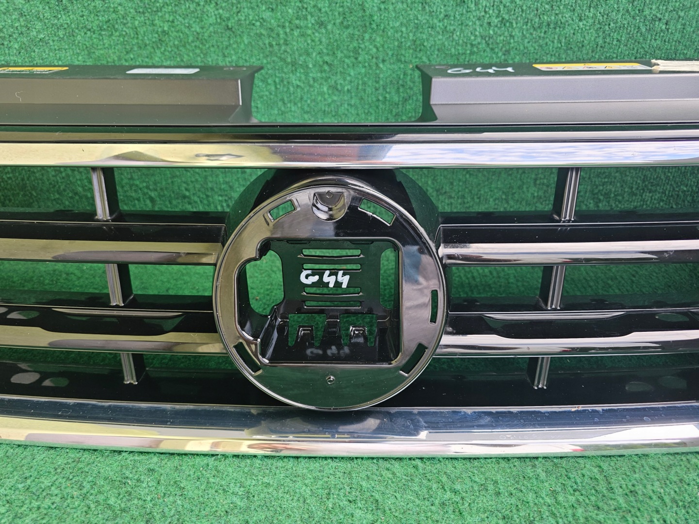 VW Tiguan Kühlergrill FRONTGRILL Kühlergitter 5NA853651BF - Thumbnail 3