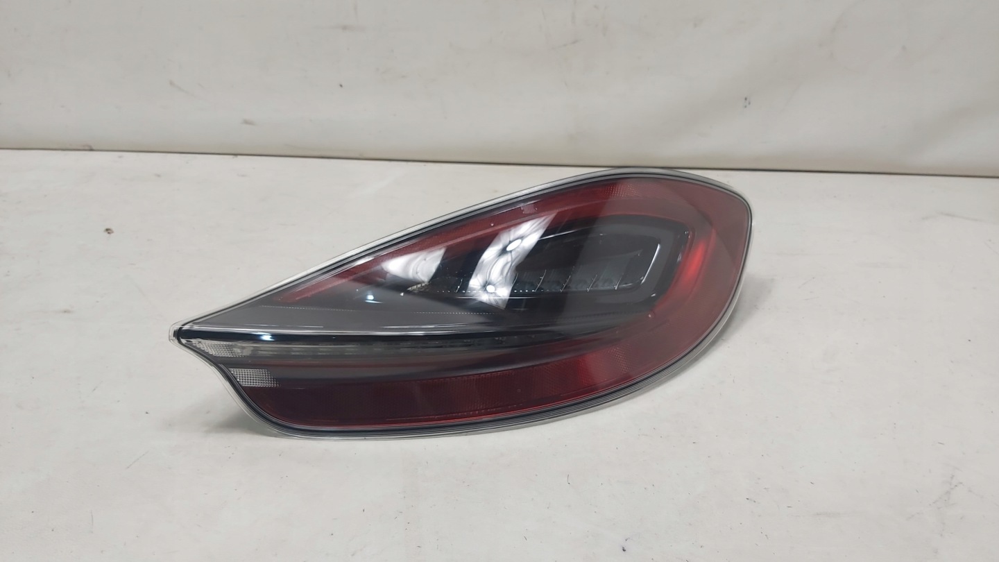 Porsche Cayman 982C Rückleuchte Rearlamp - Thumbnail 1