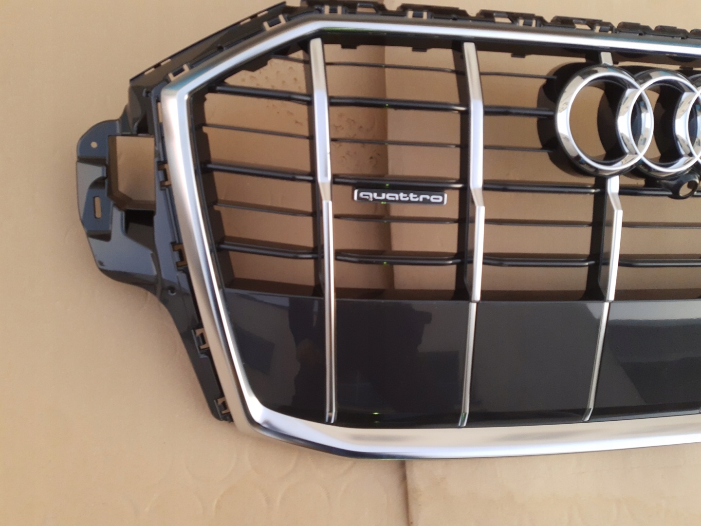 Audi Q7 Kühlergrill FRONTGRILL Kühlergitter 4M0853651 - Thumbnail 2