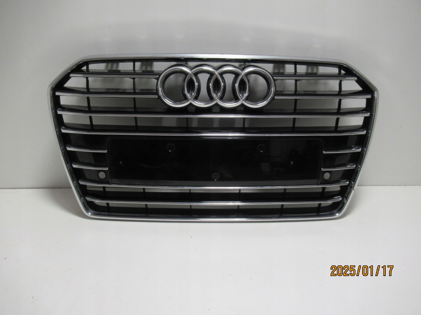 Audi A6 Kühlergrill FRONTGRILL Kühlergitter 4G0853653K - Thumbnail 1